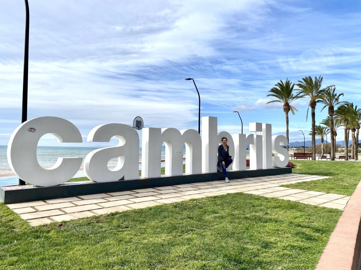 Casa Comoda Delante De La Playa Con Vista Al Mar كامبريلس المظهر الخارجي الصورة