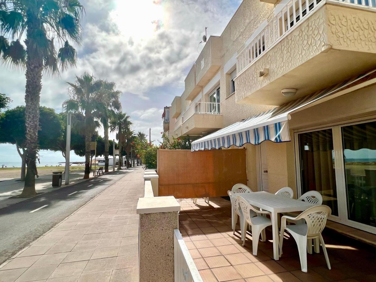 Casa Comoda Delante De La Playa Con Vista Al Mar كامبريلس المظهر الخارجي الصورة